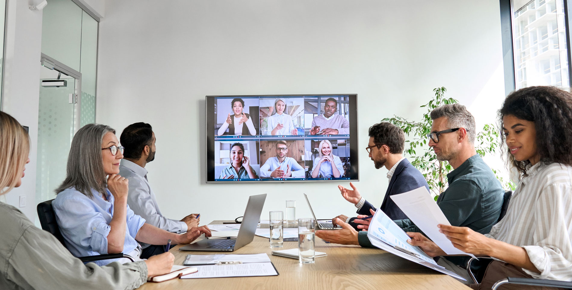 Hybrid Meetings that Work for Everyone