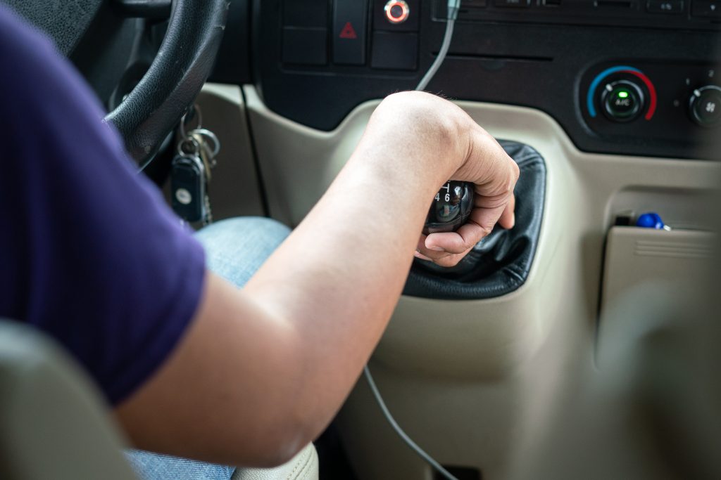 shifting gears in a car as an analogy to effective time management